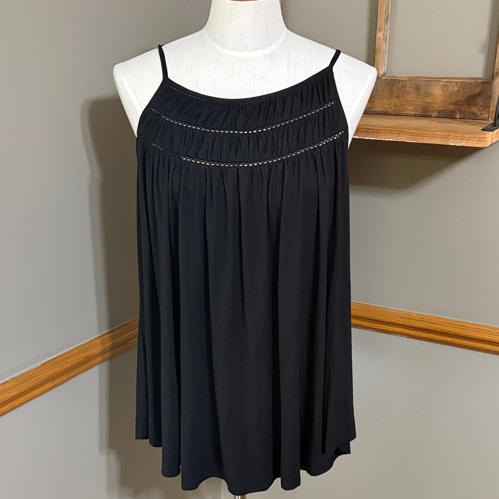 Allie rose Black spaghetti strap tank Top size Large